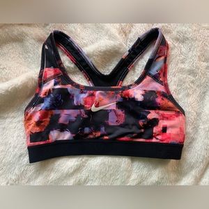 Nike Girl’s Medium Dri-Fit Sports Bra